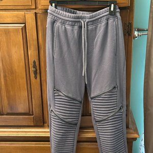 Men’s/ teens PacSun grey blue pants, size small.